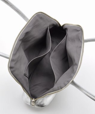 blancle メタリックレザー 舟形ボストンバッグ SILVER