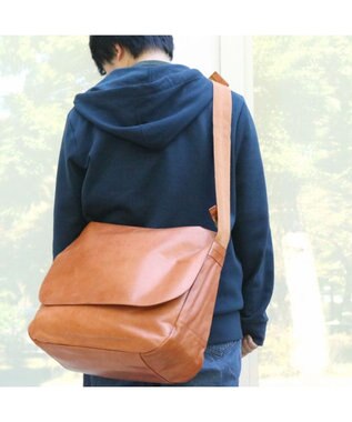 Regalo Felice 【A3サイズ対応 / 大容量】ショルダー / REGALO CA(キャメル)