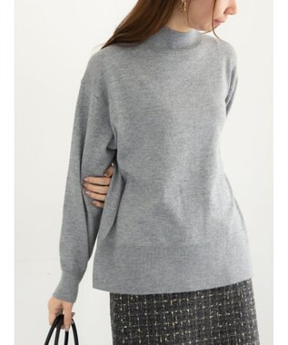 Te chichi バックスリットスタンドネックプルオーバー
