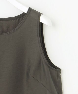 23区 【SLOW/一部店舗限定】ブライトヴィンテージクロス ノースリーブ ブラウス グレー系