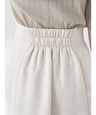 earth music&ecology シアーチェックフレアスカート Ivory