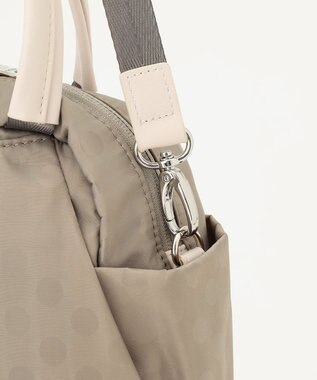 Y'SACCS はっ水ドットジャカード　ショートハンドル付き　軽量2wayショルダー グレージュ