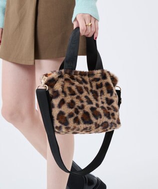 LeSportsac FUR E/W TOTE/レオパードフラッフィーファー レオパードフラッフィーファー