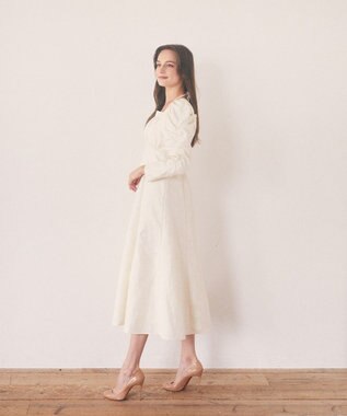 Maison de FLEUR 慈愛に満ちたジャカードワンピース Ivory