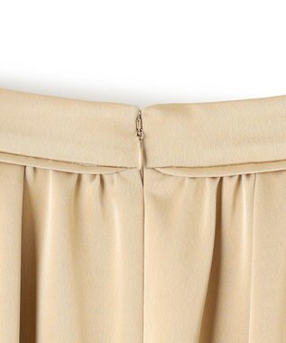 uncrave シャイニーダブルサテン フレアスカート ゴールドベージュ
