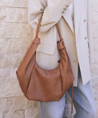 earth music&ecology クロワッサンバッグ