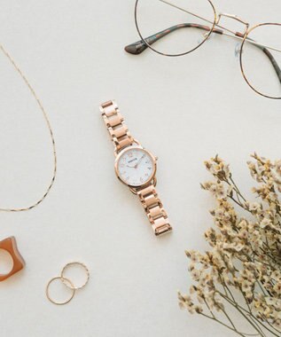 CITIZEN 【替えバンド付き】少し大きめ28ミリケースのソーラーテックウオッチ ピンクゴールド