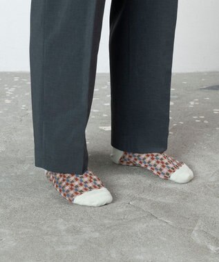 TRICOTE 市松チェックバンピーソックス【UNISEX】 80IVORY