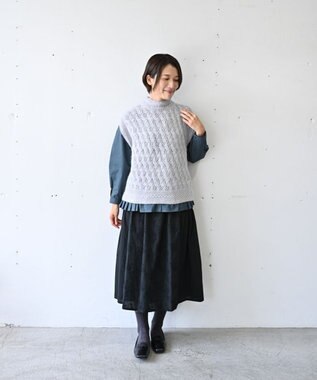 muuc 〈高品質シルク＆アンゴラモヘア〉模様編み ボトルネックベスト ライトグレー