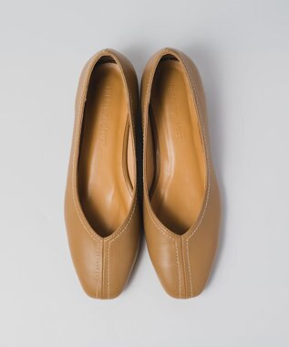 BONTRE 【PRECIEUX JOUET/プレシュウジュエ】デザインステッチVカットフラットパンプス キャメル