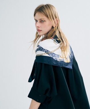 uncrave チェーン シルクスカーフ ネイビー