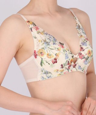 WACOAL 【重力ケアブラ】 ノンワイヤーブラ バストを重力から守る まる胸をキープ ラクなつけごこち Gカップまで対応 大きいサイズ レディース BXB194 /ワコール クリーム