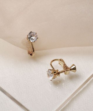 Tiaclasse ワンポイントクリスタルイヤリング