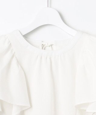 Feroux 【洗える】袖フリルブラウス ホワイト系