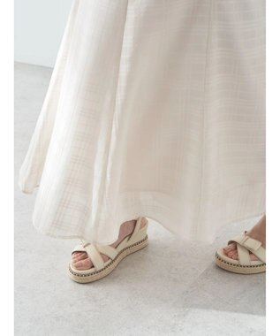 earth music&ecology シアーチェックフレアスカート Ivory