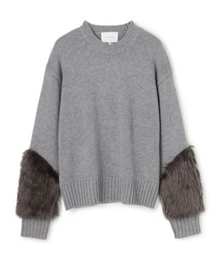 BEIGE， 【洗える・VERY NaVY12月号掲載】CHESTER / フェイクファークルーネックニット Md.Gray