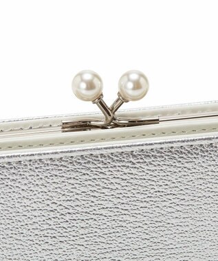 TOPKAPI 【TOPKAPI】シュリンクレザー パール がま口 二つ折り 財布 シルバー