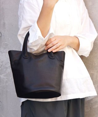 FOLNA RD ソフトレザートートバッグ ブラック