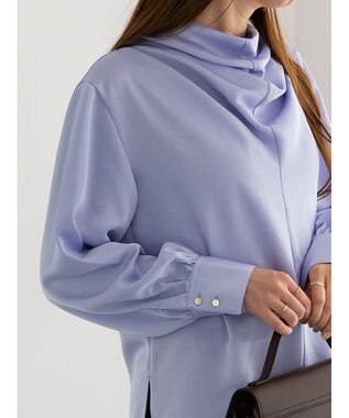 Te chichi ドレープネックブラウス《2025Autumn catalog vol.2 item》