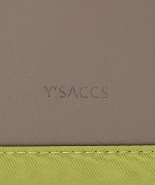 Y'SACCS ナイロン×リサイクルレザー　コンビマルチリュック ライトグリーン