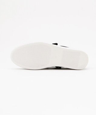 TOCCA 【新色シルバーカラー登場！】【軽量】BIJOUX SNEAKERS スニーカー ブラック系