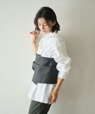 #Newans ビスチェレイヤーシャツ ホワイト×チャコール