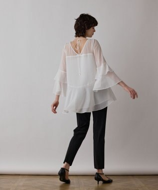 GRACE CONTINENTAL フィルムジャガードフリルトップ ホワイト