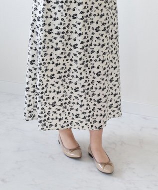 Bridget Birkin 【Bridget Birkin】ポインテッドリボンレインフラットパンプス ベージュエナメル