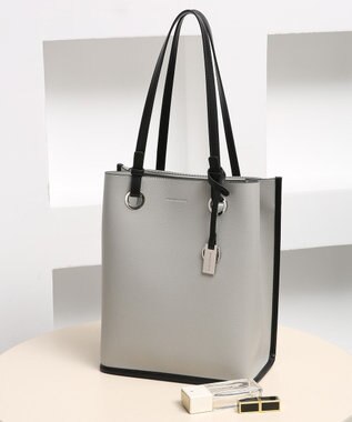 style code 【MERCURYDUO/マーキュリーデュオ】メタルアイレット　縦長トートバッグ 推し活ラージバッグ 縦長ショルダーバッグ オリーブ