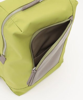 Y'SACCS ナイロン×リサイクルレザー　コンビマルチリュック ライトグリーン