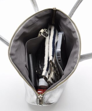 blancle メタリックレザー 舟形ボストンバッグ SILVER