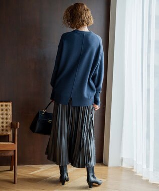 23区 L 【滝沢眞規子さん着用/洗える】ウールカシミヤ クルーネック ニット ダルブルー系