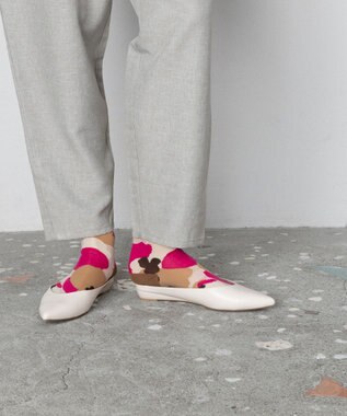 TRICOTE フラワーメッシュソックス 85CAMEL