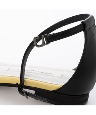 MODE ET JACOMO <MODE ET JACOMO>スリムストラップフラットサンダル ブラック