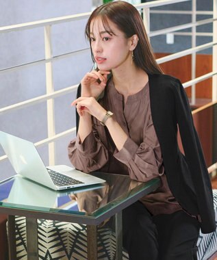 Tiaclasse 【新色追加・洗える】重ねヘムタックブラウス モカ