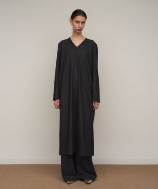 ATON MERINO COLLEGE JERSEY | Vネックドレス CHARCOAL GRAY