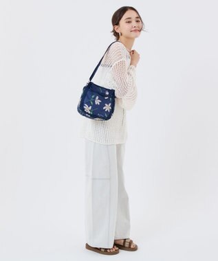 LeSportsac SMALL JENNI/フローラルブルームズネイビー フローラルブルームズネイビー