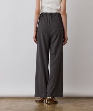 GRACE CONTINENTAL スラブストレッチタックパンツ チャコール