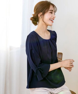 Tiaclasse 【洗える】リボン付きタックフレア袖ブラウス ネイビー