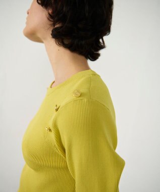 GRACE CONTINENTAL メタル釦リブニットトップ イエロー
