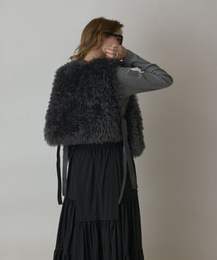 GRACE CONTINENTAL ショ－トファ－ジレ チャコール