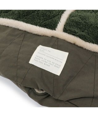 PET PARADISE ペットパラダイス 遠赤外線 寝袋  筒型《オニオン柄》 S カーキ