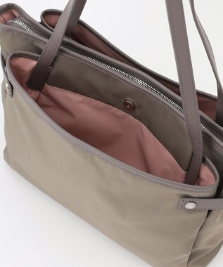 LA BAGAGERIE 【撥水ナイロン】ベーシックA4トート グレージュ