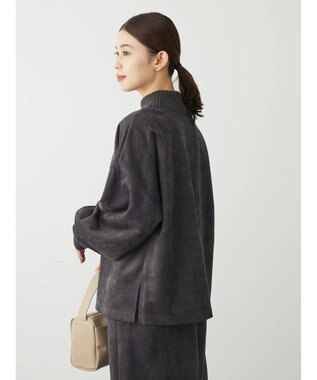 Green Parks ・ＥＬＥＮＣＡＲＥ　ＤＵＥ　エンボスプルオーバー Charcoal Gray