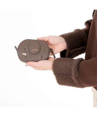 IBIZA アニマーダ　牛革　マルチケース（ゾウ） ダークオーク