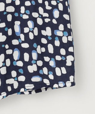 自由区 L 【カタログ掲載・セットアップ対応・洗える】ジオメトリックフラワードットプリント ブラウス ネイビー系