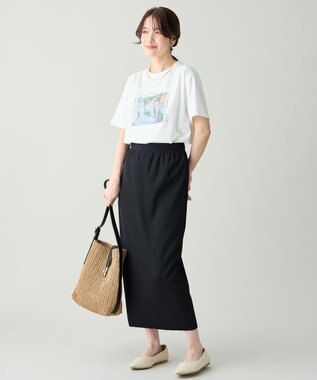 ANY アソートロゴラウンドヘムTシャツ フォト