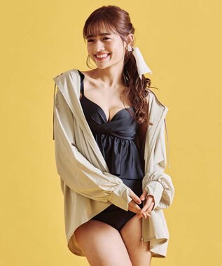 San-ai Resort（三愛水着楽園） 【水陸両用】指穴付き　ゆるっと着れるふんわりシルエットパーカーM・L