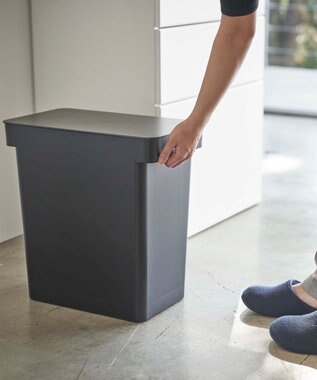 tower 密閉ペットフードストッカー タワー 12kg 計量カップ付 ブラック ブラック