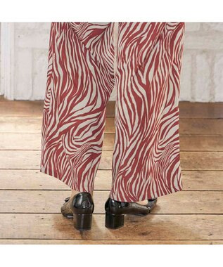 MODE ET JACOMO <MODE ET JACOMO>【レイン対応】バックルモチーフスクエアトゥパンプス ブラックエナメル